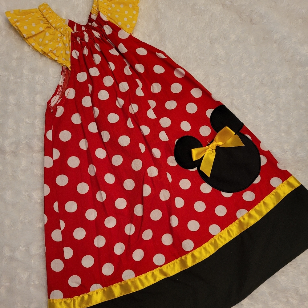 Precious for your Disney trip!